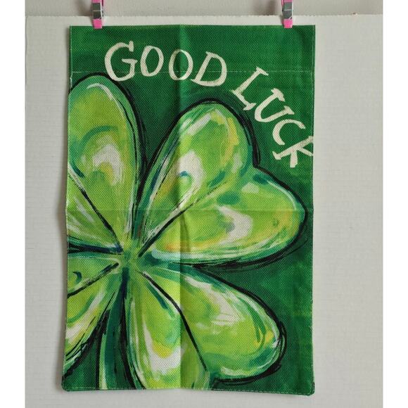 St. Patrick's Day Garden Flag 12x18 Good Luck Shamrock Four Leaf Clover Irish - Picture 5 of 5